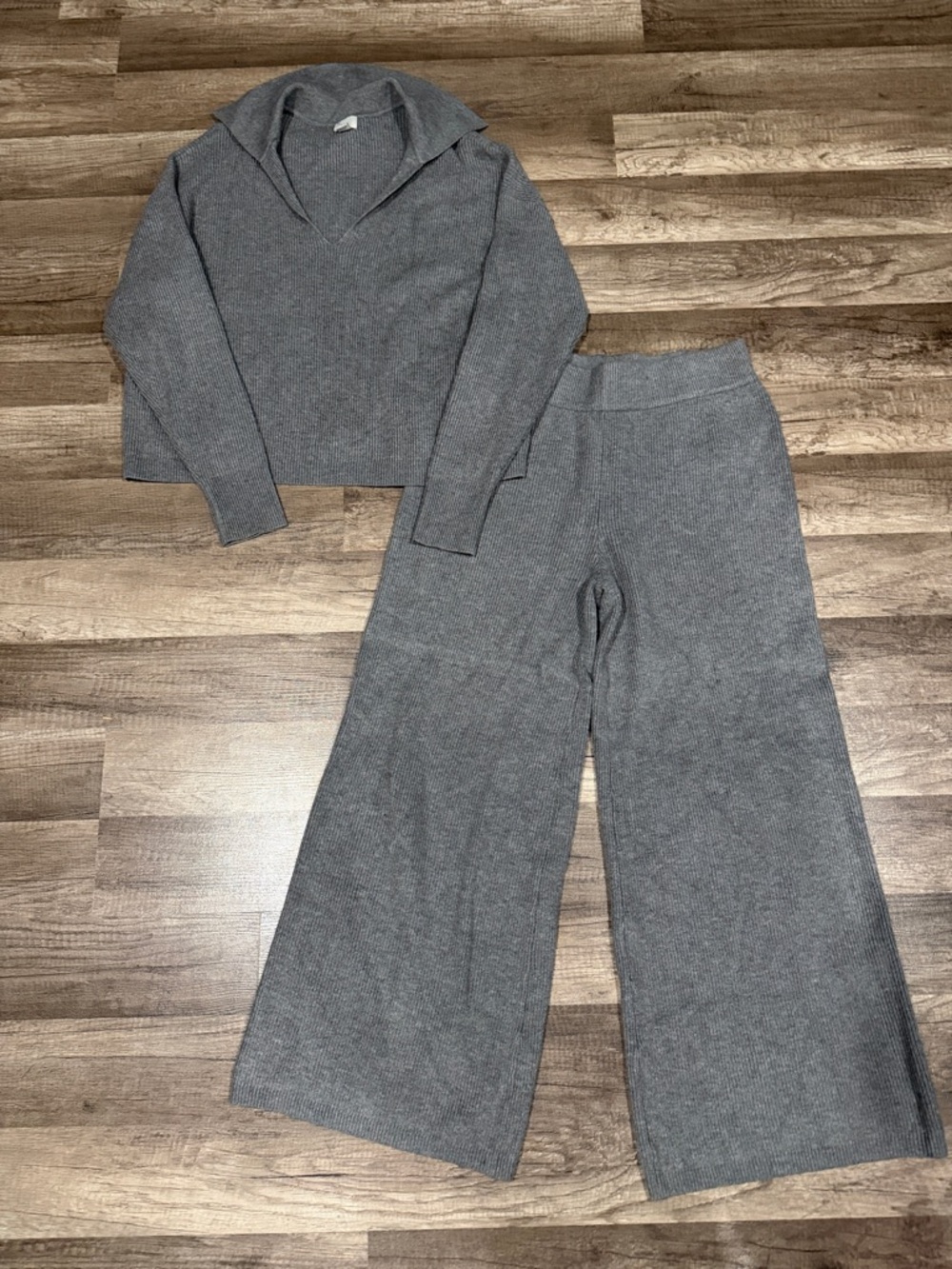 a new day Gray Ribbed Knit Sweater Set Top M Pant S